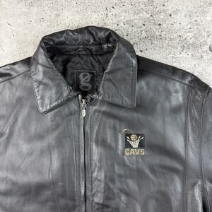 Vintage Cleveland Cavs Leather Jacket Size XL 90s NBA